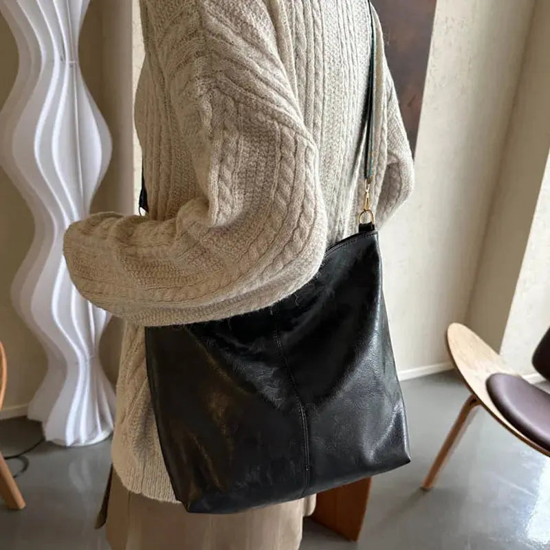 Kristina’s vintage sjarm | Skinn skulderveske
